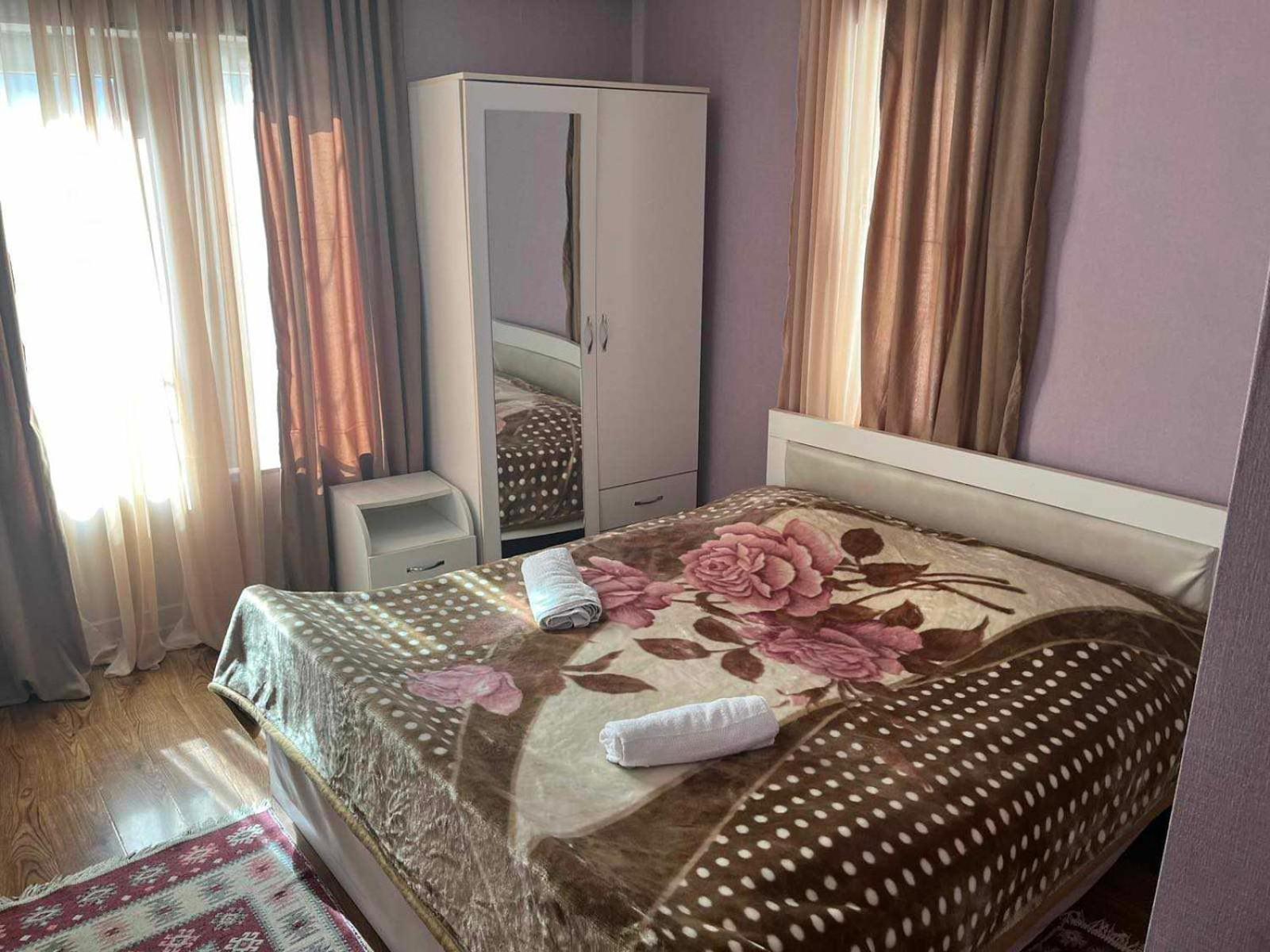 Sunny Hotel Mestia Exterior photo